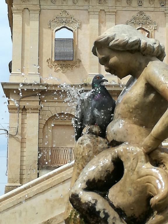 Casa Vacanza Valentina Noto Eksteriør bilde
